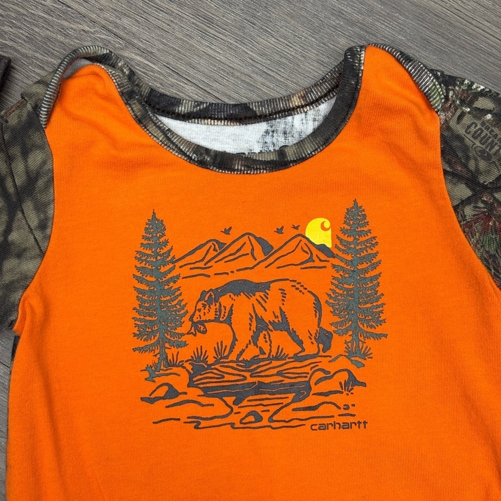 Carhartt Kids 6month Matching Bear Graphic Bodysuits, Set of Two, EUC - Picture 10 of 11